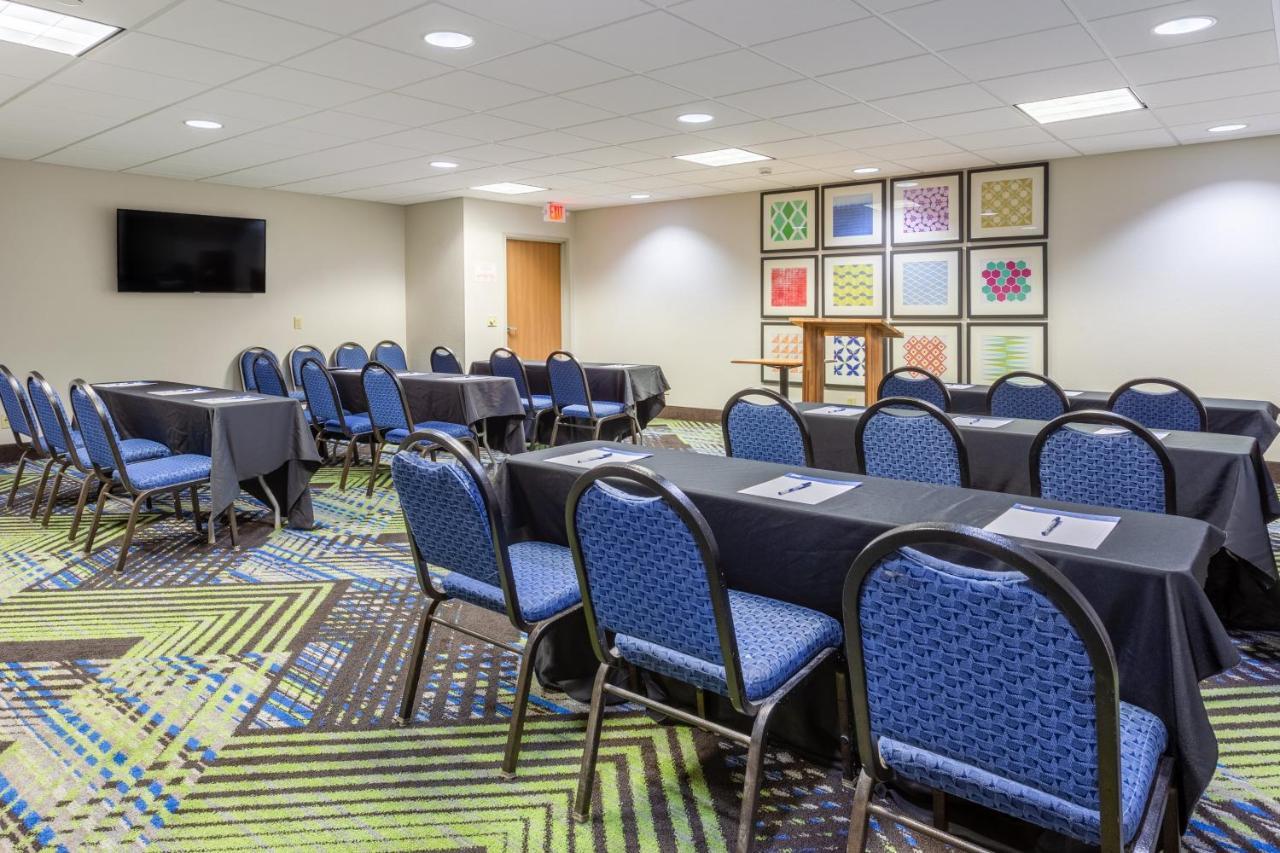 Express & O'fallon-shiloh By Ihg Hotel